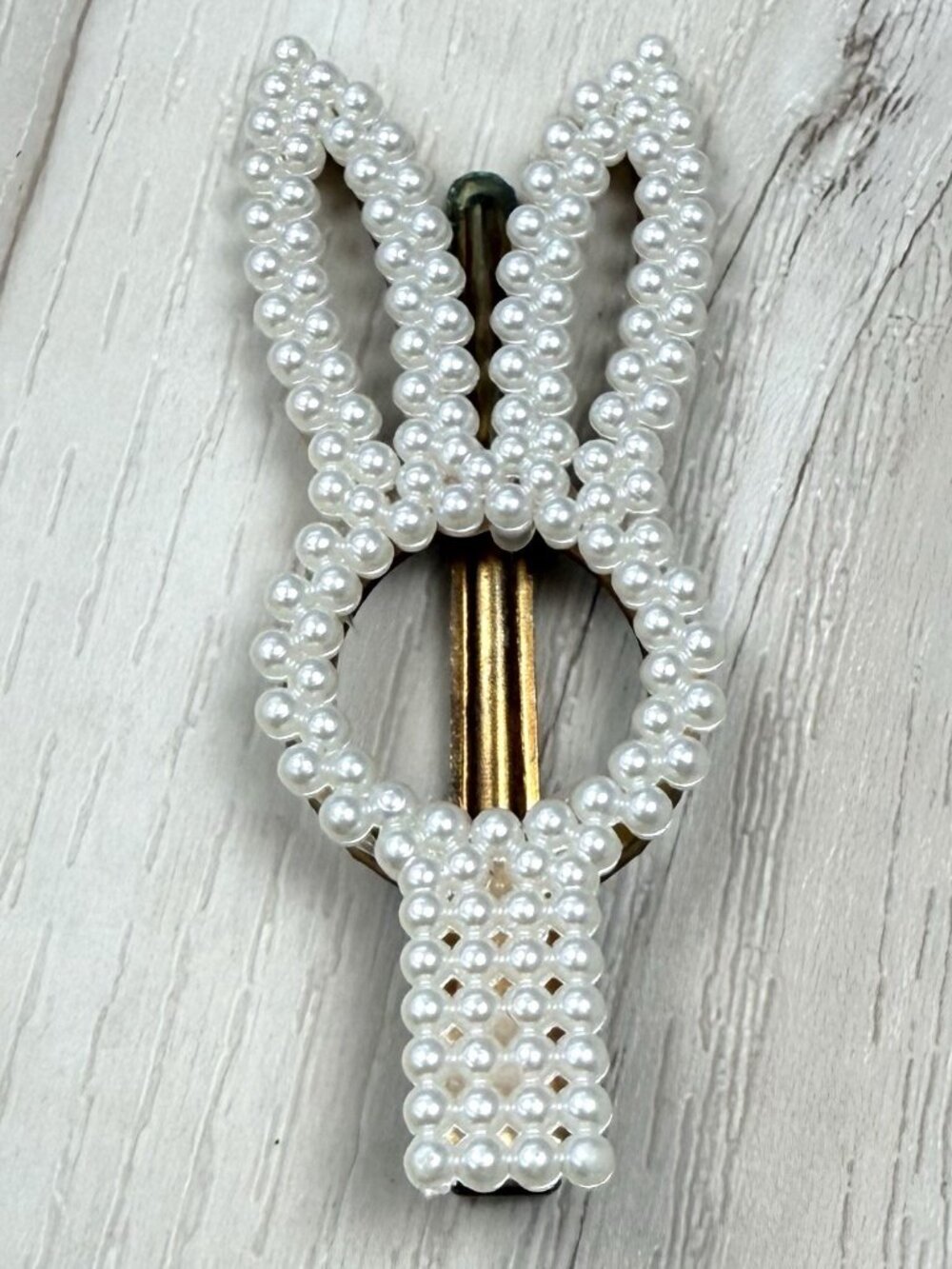 VTG Lot 2 Faux Pearl HAIR ACCESSORIES Bunny Rabbit Clip Barrette & Scrunchie EUC - Picture 3 of 4